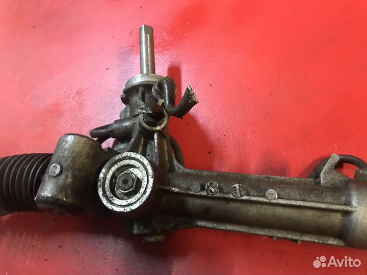 Рулевая рейка TRW Opel Astra H 1.6 z16xer