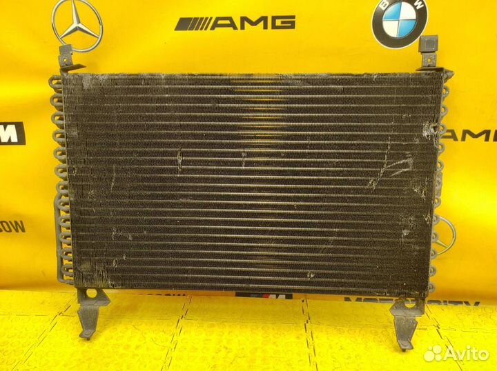 Радиатор кондиционера Mercedes-Benz W126 M110 2.7