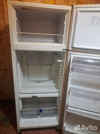 Холодильник на запчасти