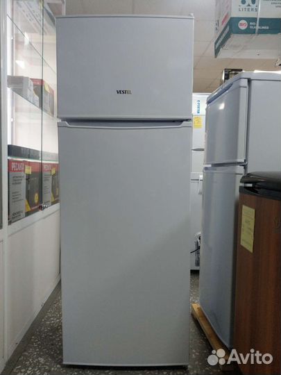 Холодильник новый