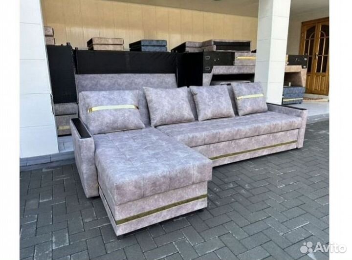 Диван угловой в наличии