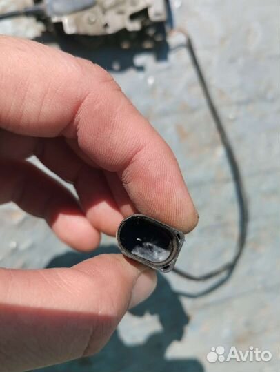 Замок капота Шкода Октавия А7