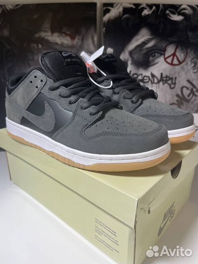 Мужские кроссовки Nike SB Dunk Low Pro размер 41