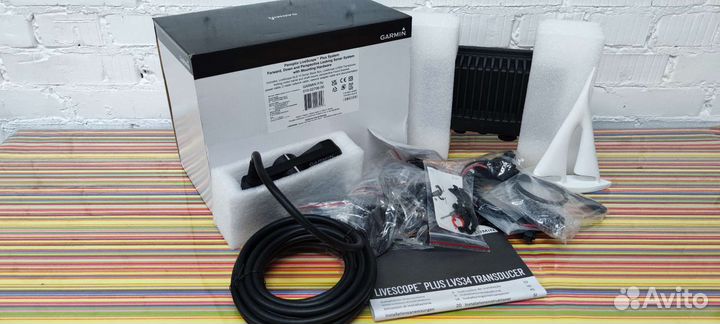 Garmin Panoptix LiveScope Plus LVS34 + GLS10