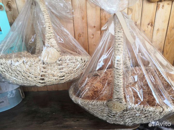 Корзина плетеная для подарков