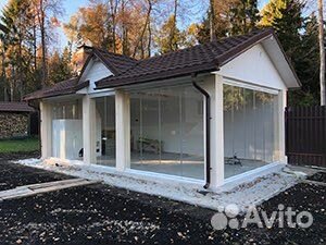 Безрамное остекление для терасс, веранд, беседок