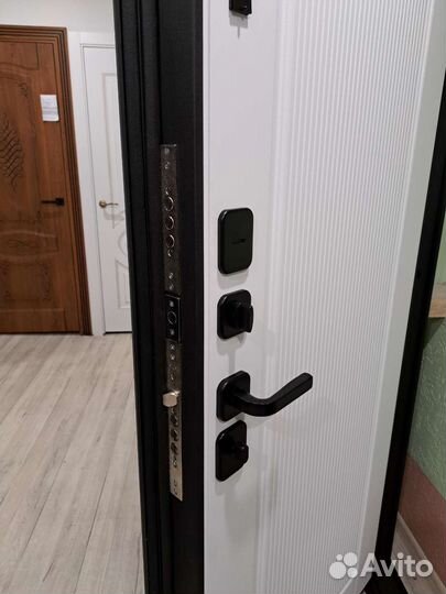 Дверь входная