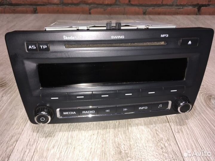Штатная магнитола Skoda Octavia A5 FL BSE 1.6 2010