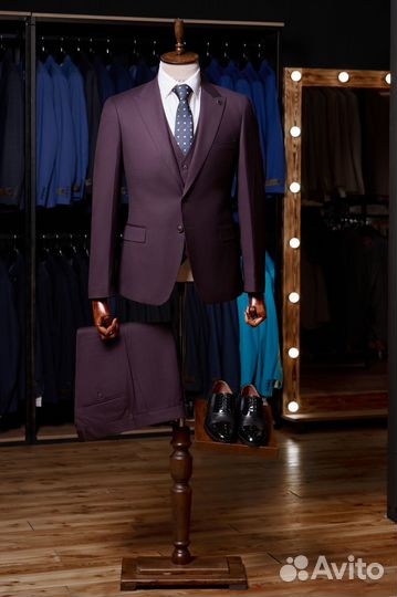Мужской костюм тройка