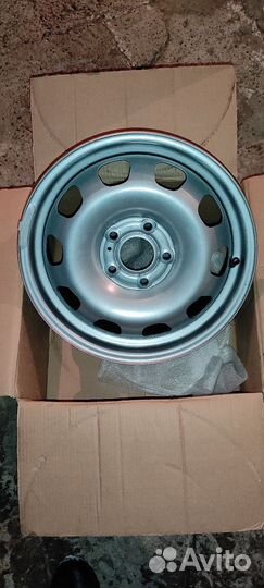 Штампованные диски r15