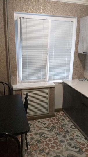 2-к. квартира, 50 м², 3/5 эт.