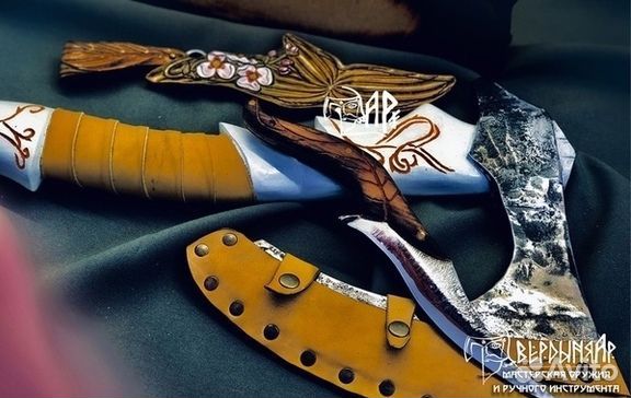 Кованый топор ручной работы Эльфийский