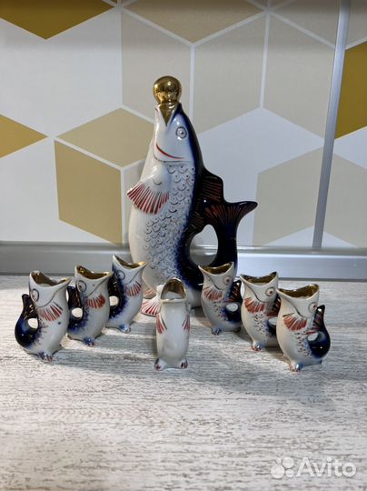 Графин и 7 стопок 