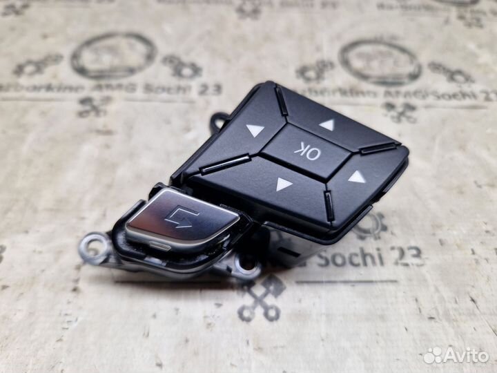 Кнопки на руль для Mercedes W212