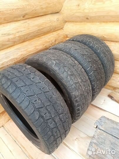 Mickey Thompson Deegan 38 275/55 R20 H