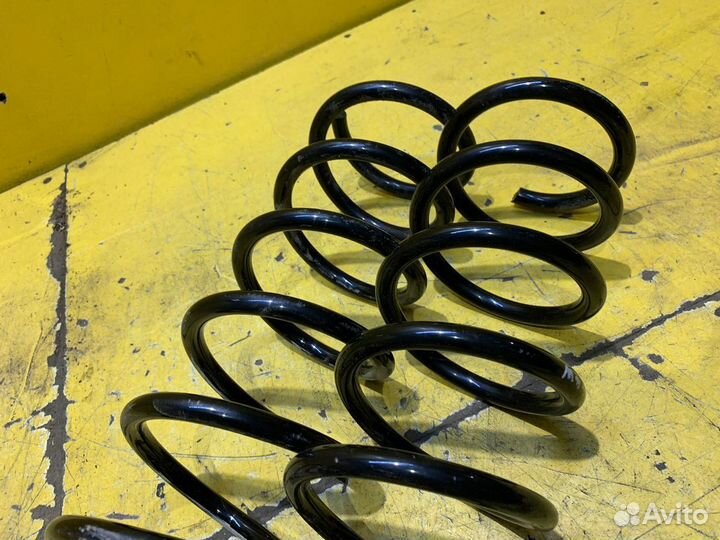 Пружина задняя Mazda 3 BK 2006-2009