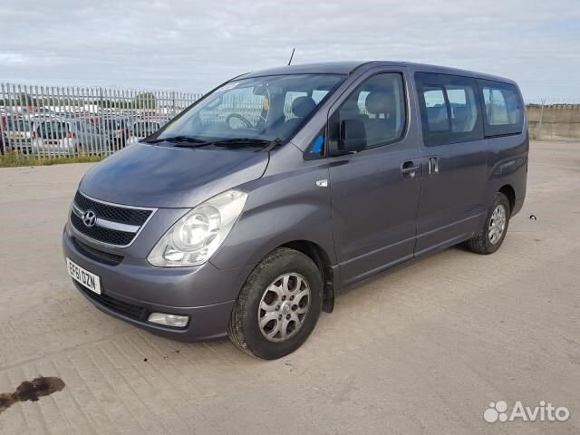 Разбор на запчасти Hyundai H-1 Starex