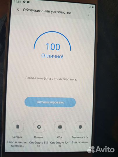 Телефон Samsung J7