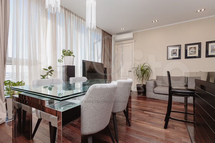 4-к. квартира, 104,7 м², 11/17 эт.