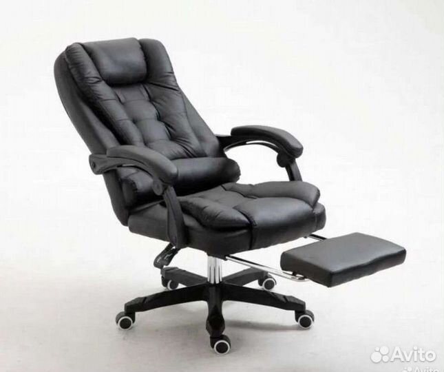 Компьютерное кресло новое boss