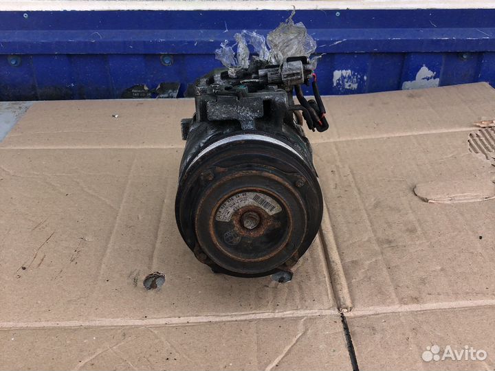 Компрессор кондиционера Mercedes Benz w212 е212