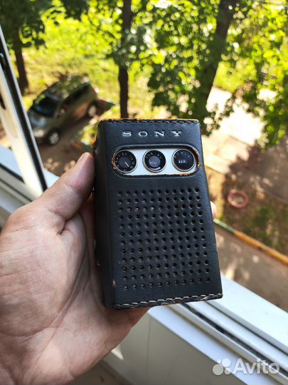 Радиоприемник Sony super sensitive