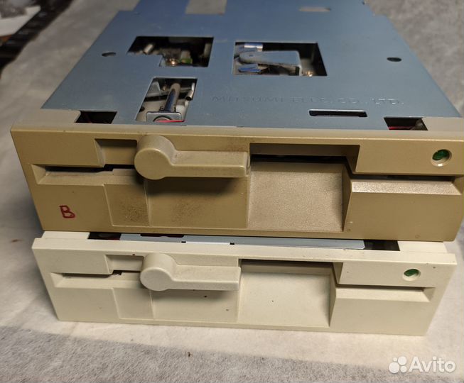 Старые пятидюймовые дисководы