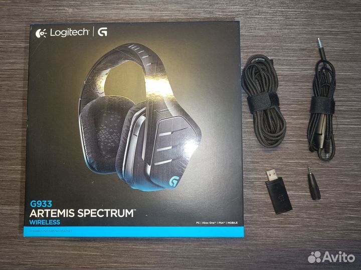 Игровая гарнитура Logitech G933 Artemis Spectrum