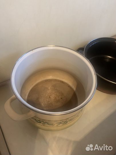 Кастрюля эмалированная