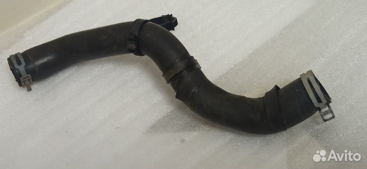 Патрубок радиатора Volkswagen Polo 6R0122101AS Б/У