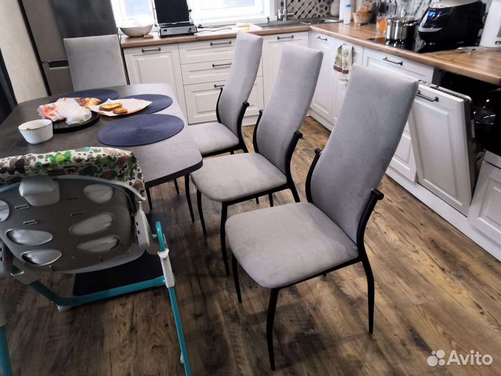 Перетяжка мягкой мебели