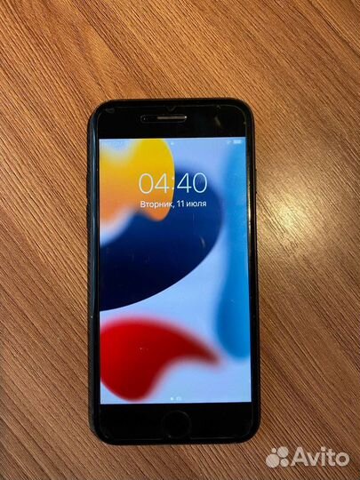Телефон iPhone 7 32Гб