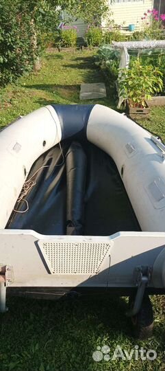 Лодка aqua-jet 330