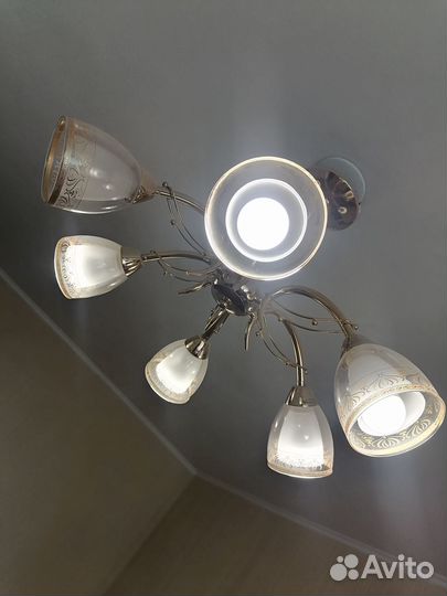 Люстра б/у