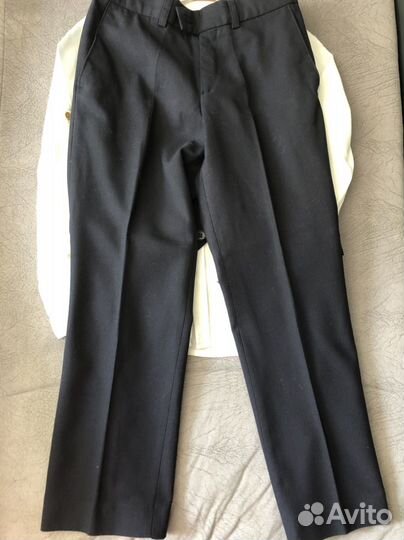 Брючный костюм в школу