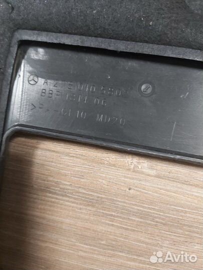 Крышка двигателя Mercedes Gl 500 4Matic 166