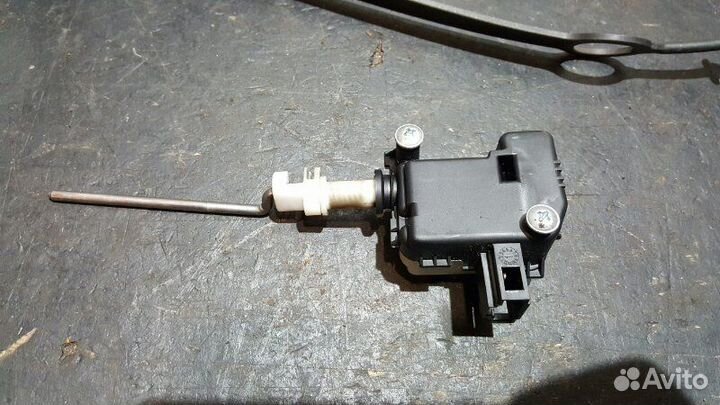 Активатор лючка бензобака Porsche Cayenne 957 GTS