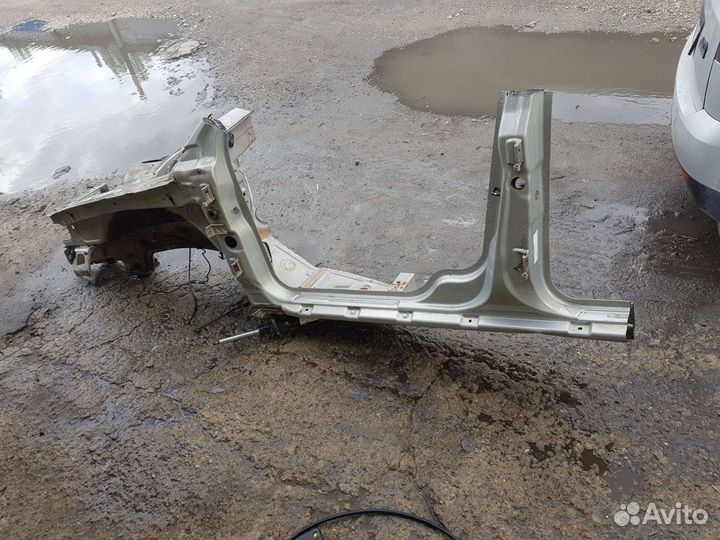 Лонжерон Volvo s80