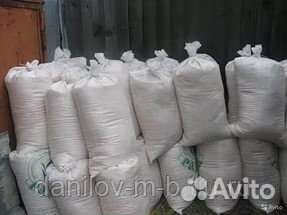 Опилки в мешках