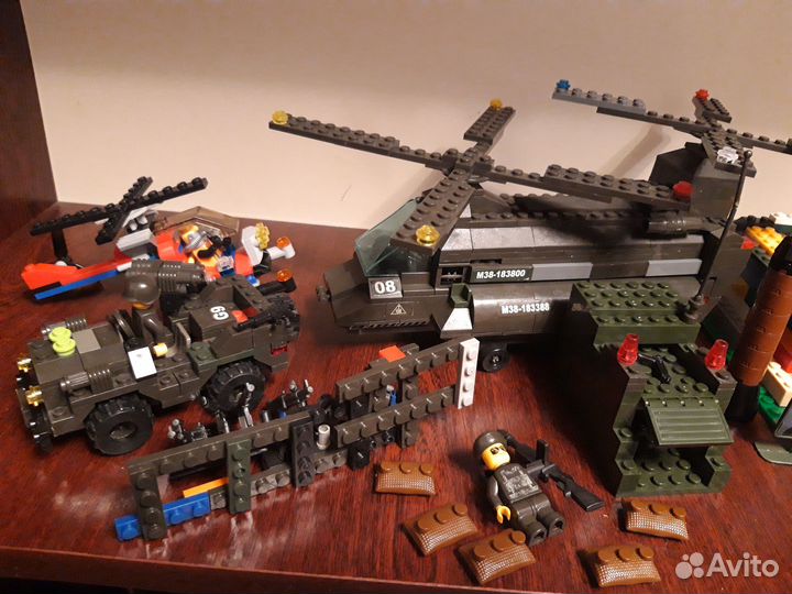 Конструктор lego и мега блокс