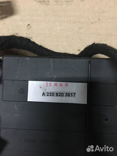 Мерседес 220 Проводка крышки багажника