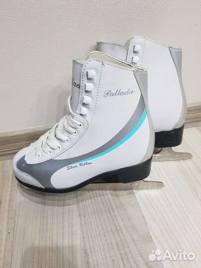 Коньки фигурные 33 размер