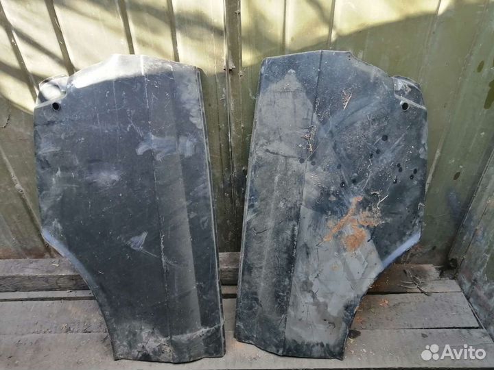 Крылья заднии на москвич