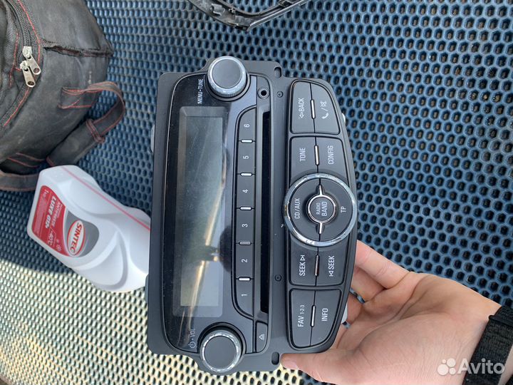 Штатная магнитола на chevrolet cruze