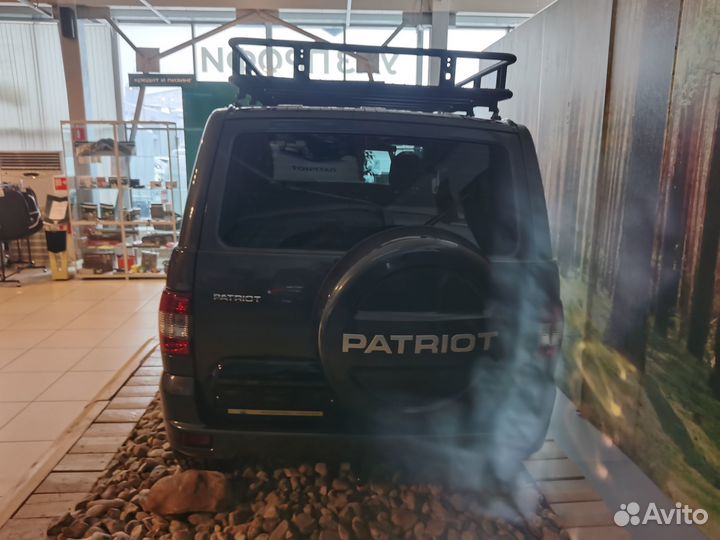 УАЗ Patriot 2.7 МТ, 2024