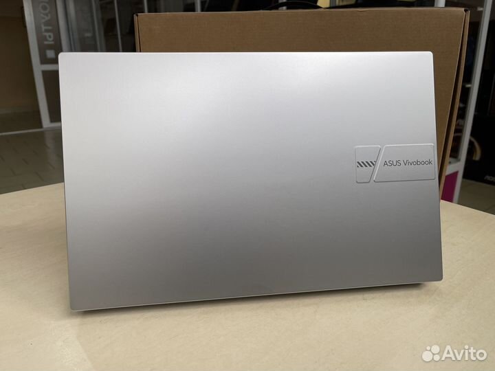 Новый ноутбук Asus 512 гб, Core i3-1215U, RAM 8 гб