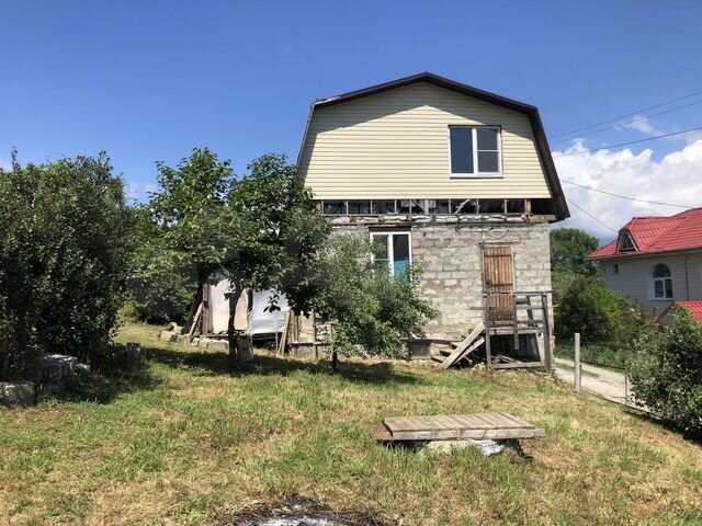 Дом 101 м² на участке 5 сот.