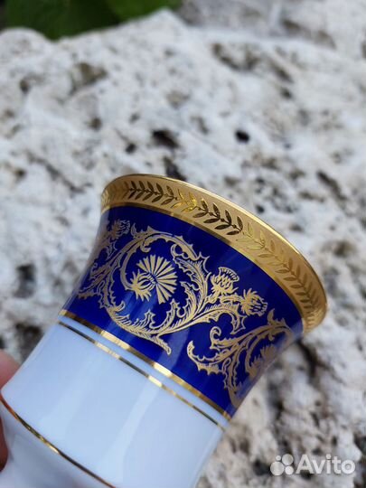 Коллекционный фарфоровый стакан