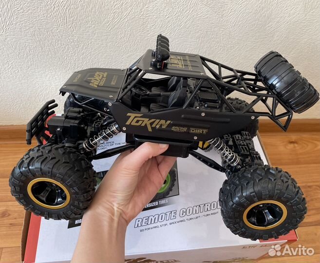 Радиоуправляемая машина вездеход