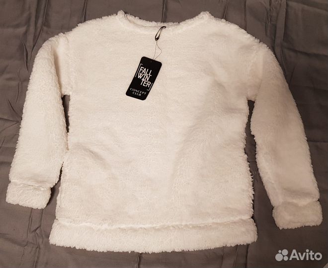 Свитер женский новый(42-44)